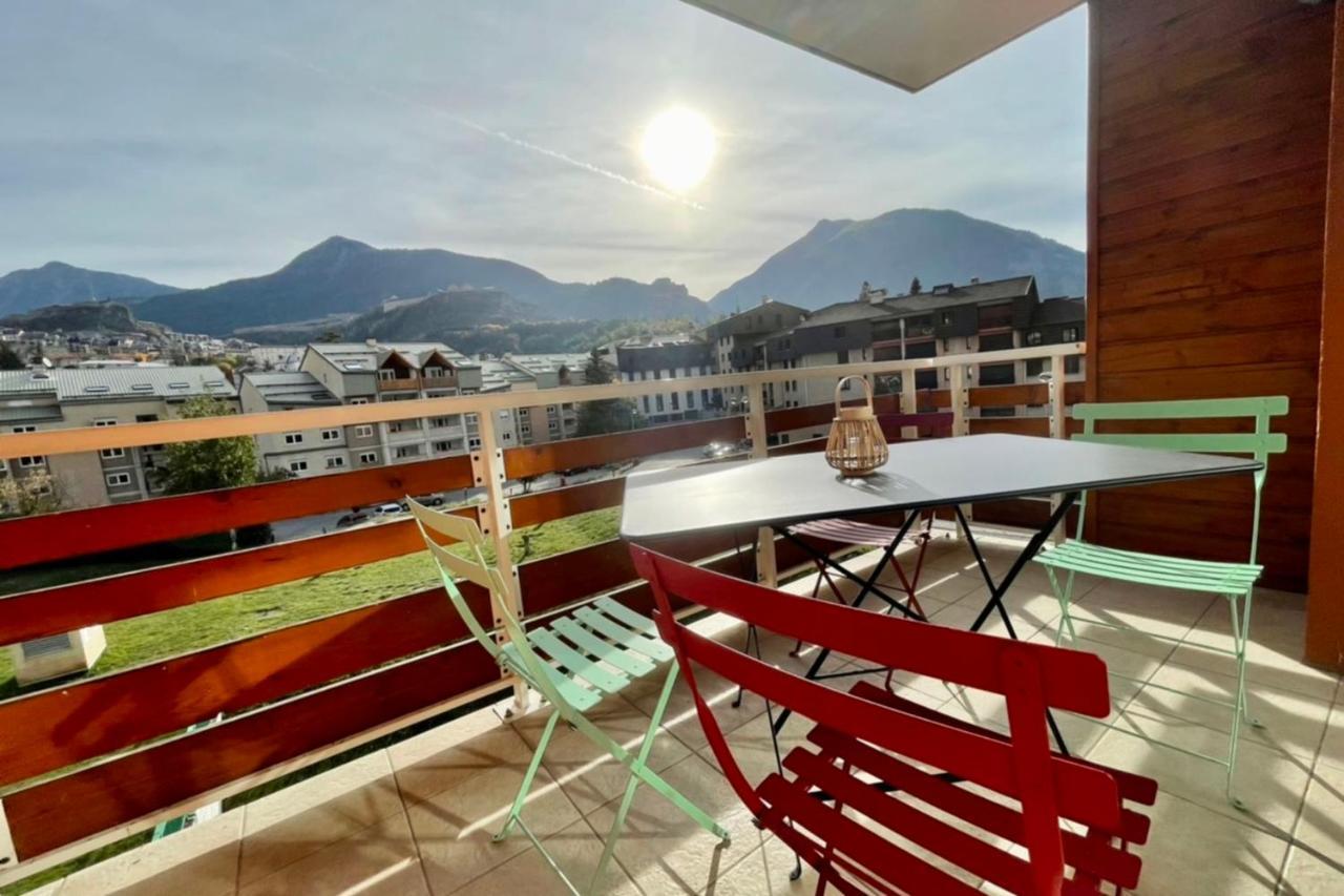 Flat Appartement 43 M With Balcony In Briancon Kültér fotó
